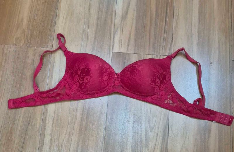 Red Lace Padded Bra shyla by pantaloons