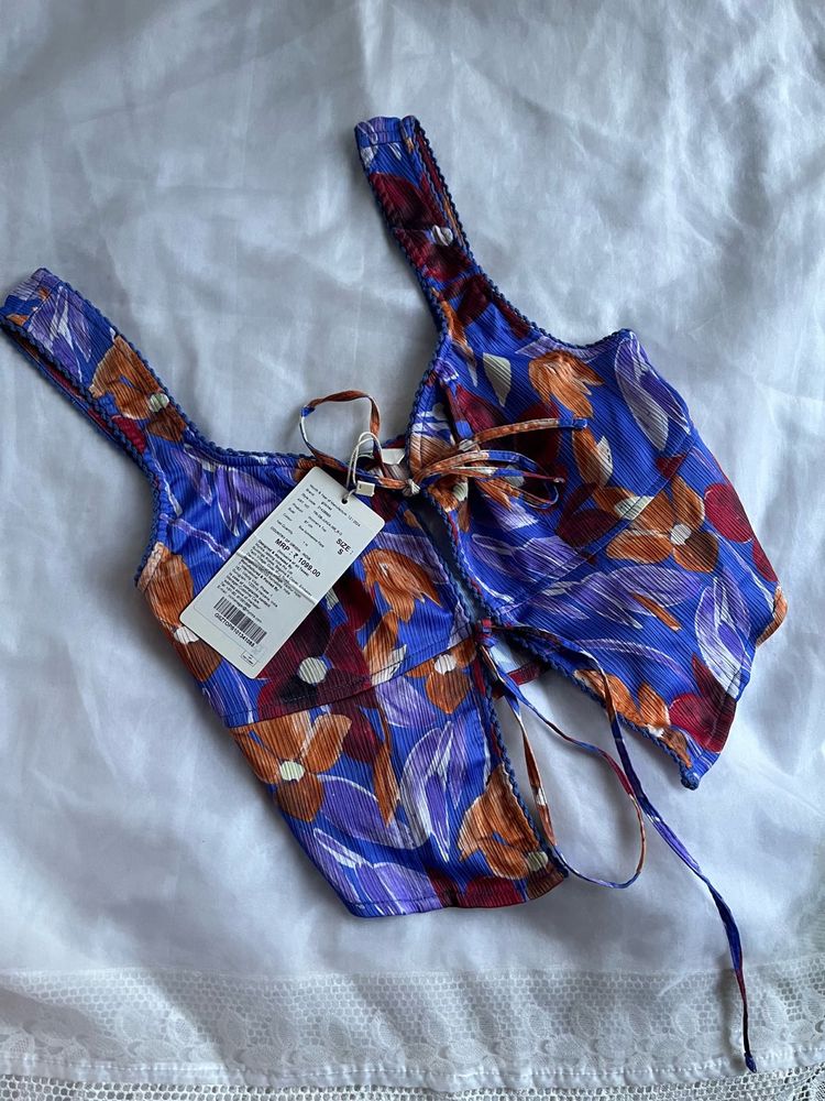 Floral Print Crop Top with Tie Detail