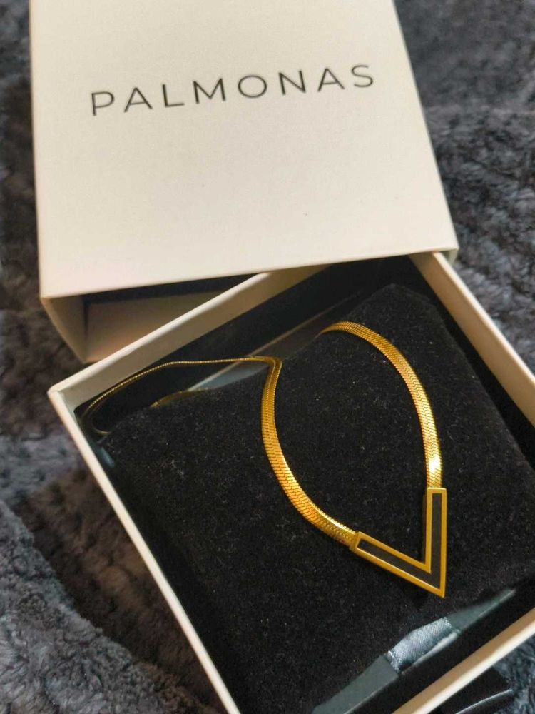 PALMONAS V-Shape Gold Necklace