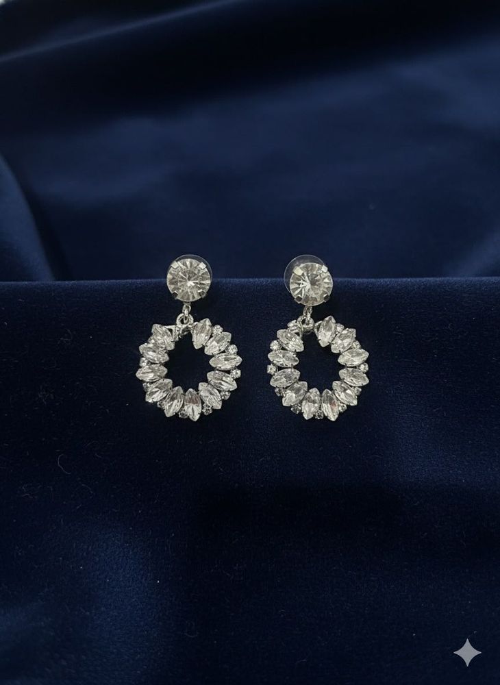 Sparkling Circle Drop Earrings