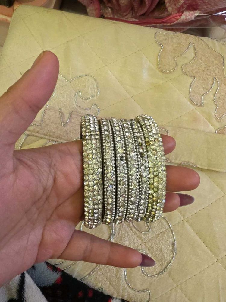6 Sparkling Rhinestone Bangle Set