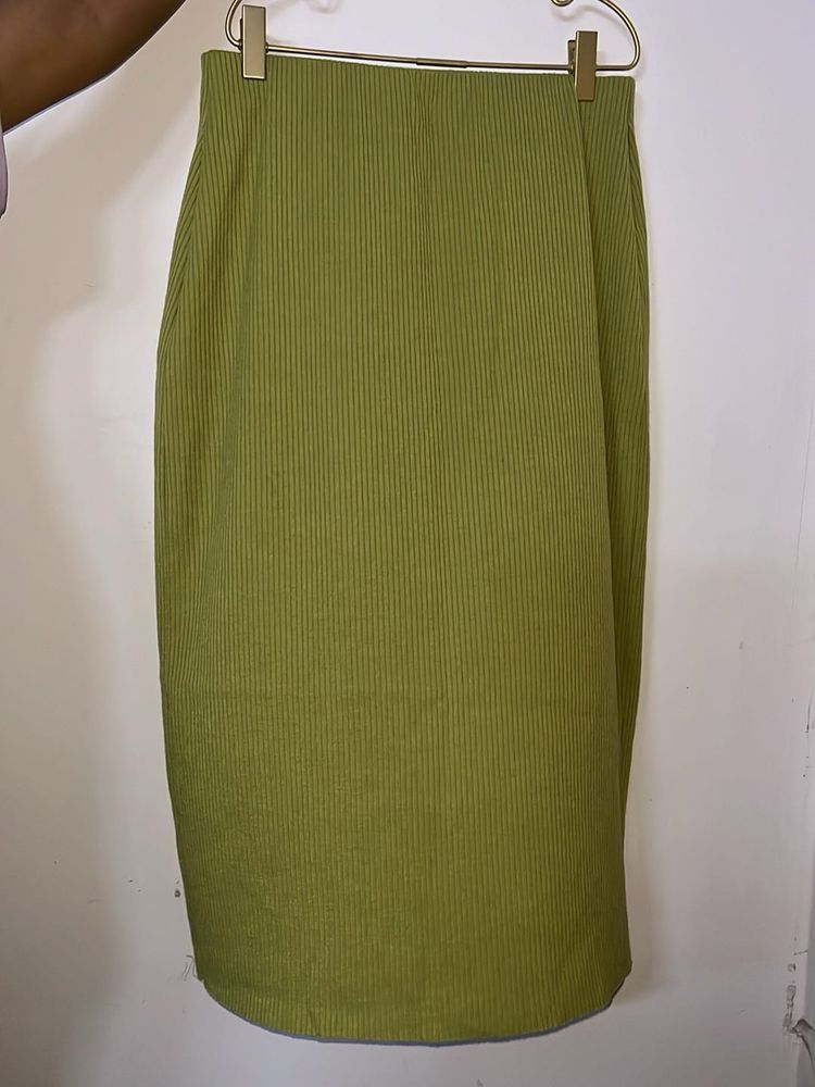 Ribbed Midi Skirt - Olive Green