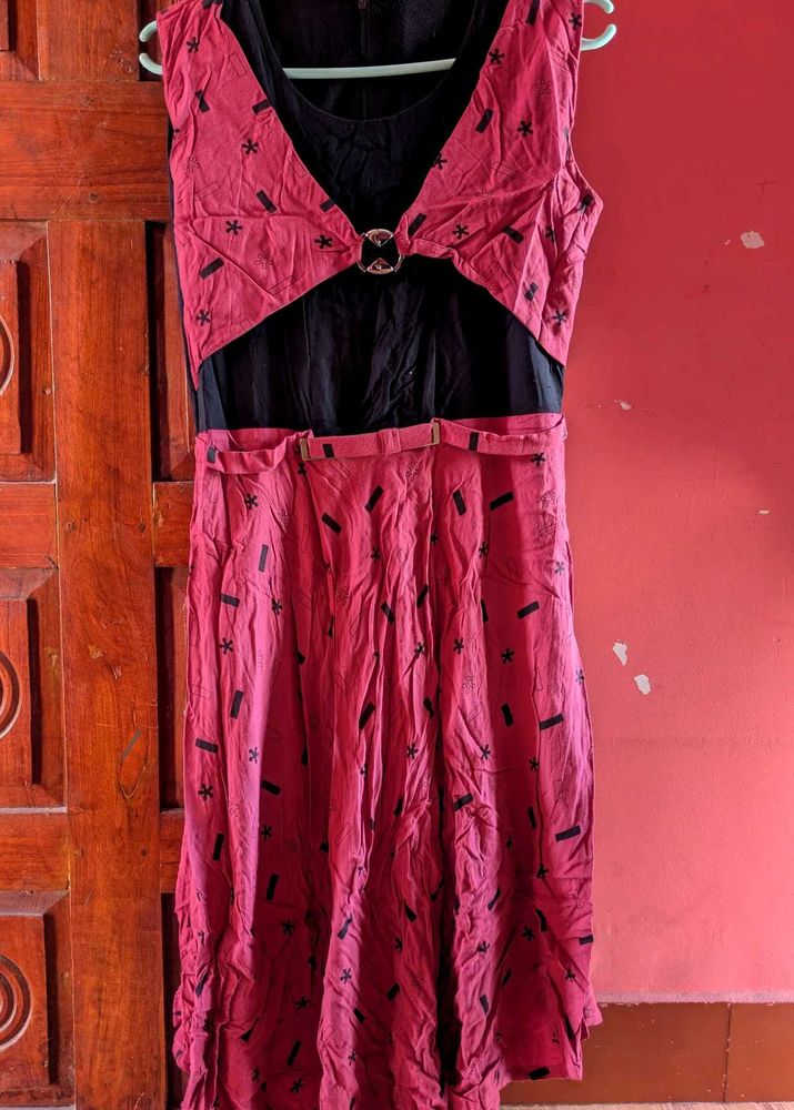 Chic Pink &amp; Black Printed Dress