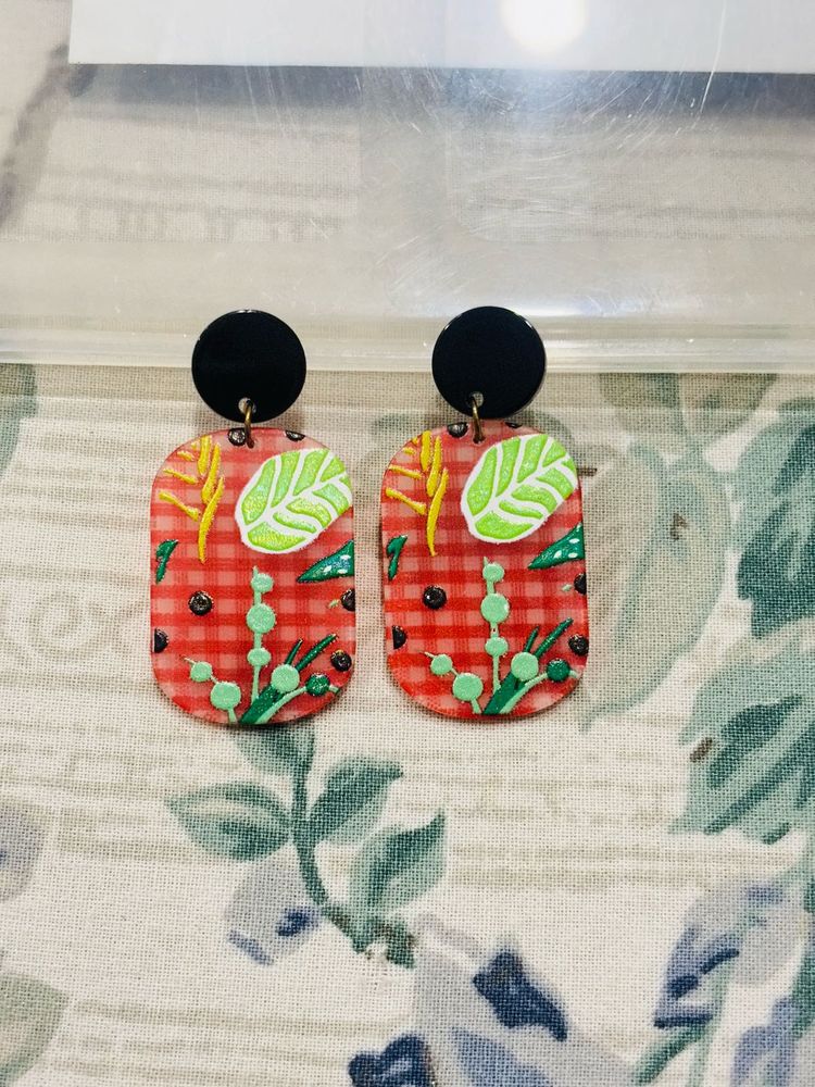 Earings