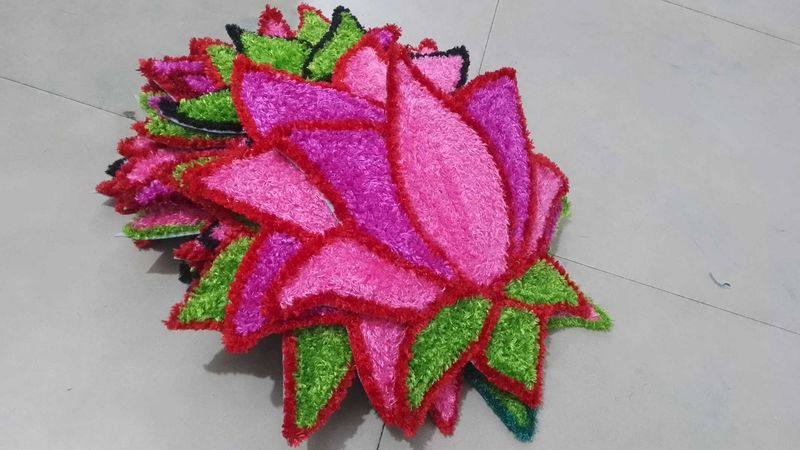 HANDMADE LOTUS