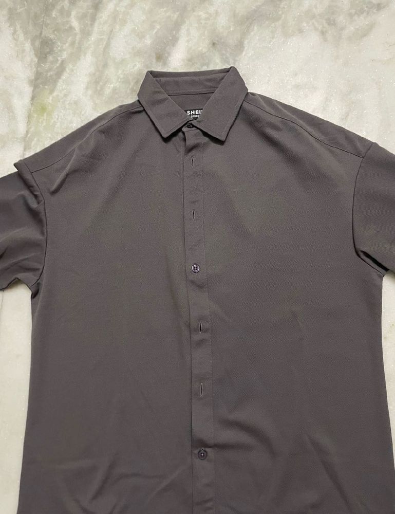 Classic Collared Button-Up Shirt