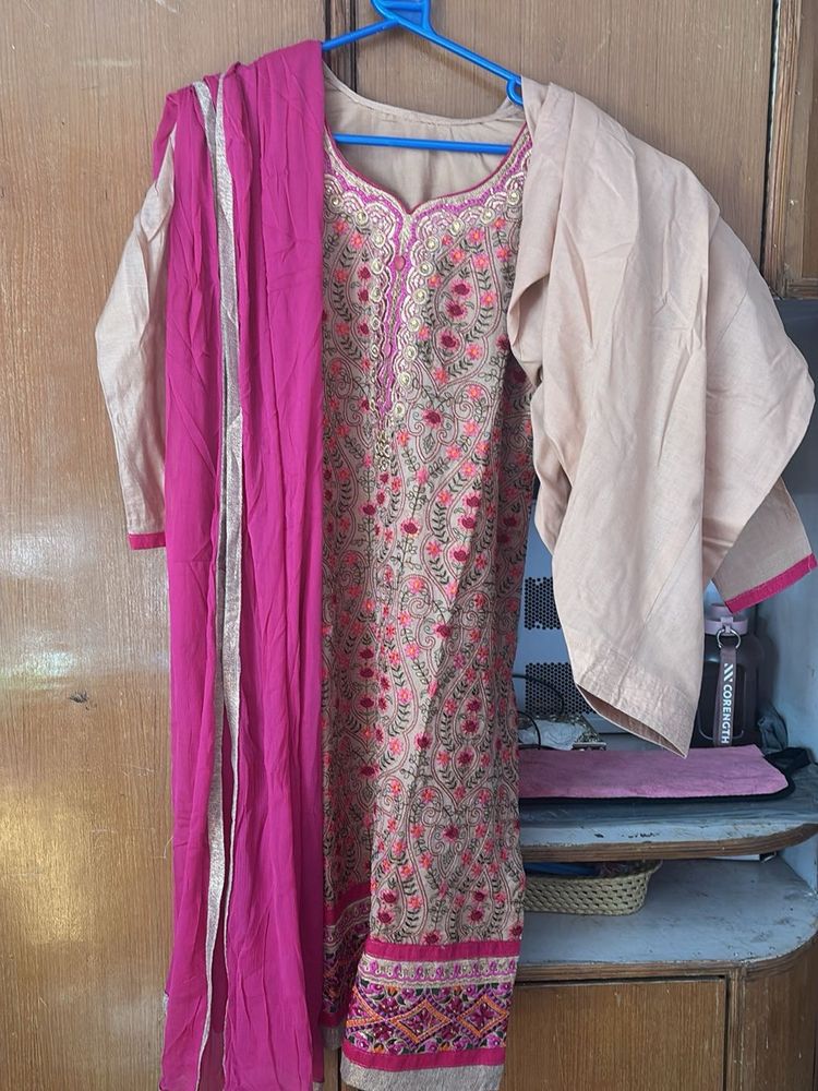 Elegant Embroidered Salwar Suit