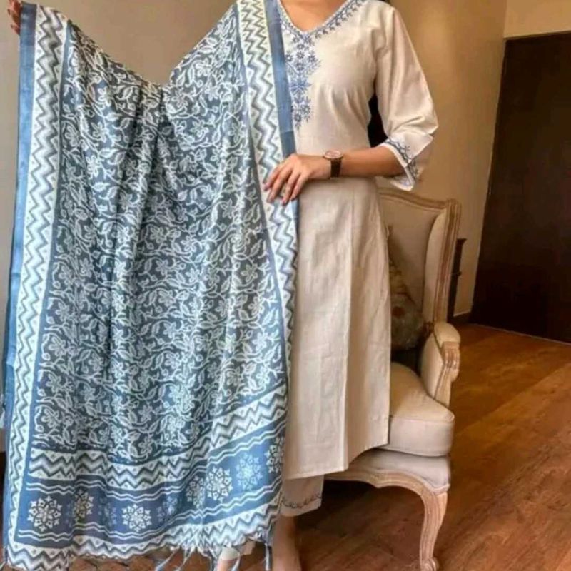 Embroidered White Kurta