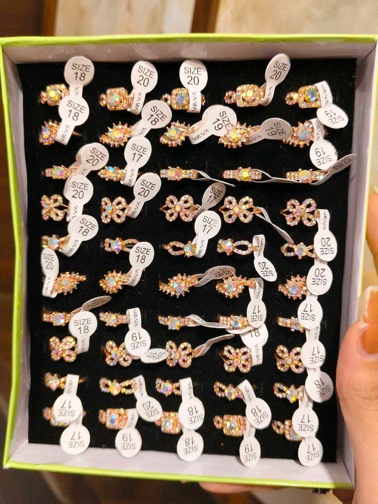 Sparkling Gemstone Ring Set (women's)