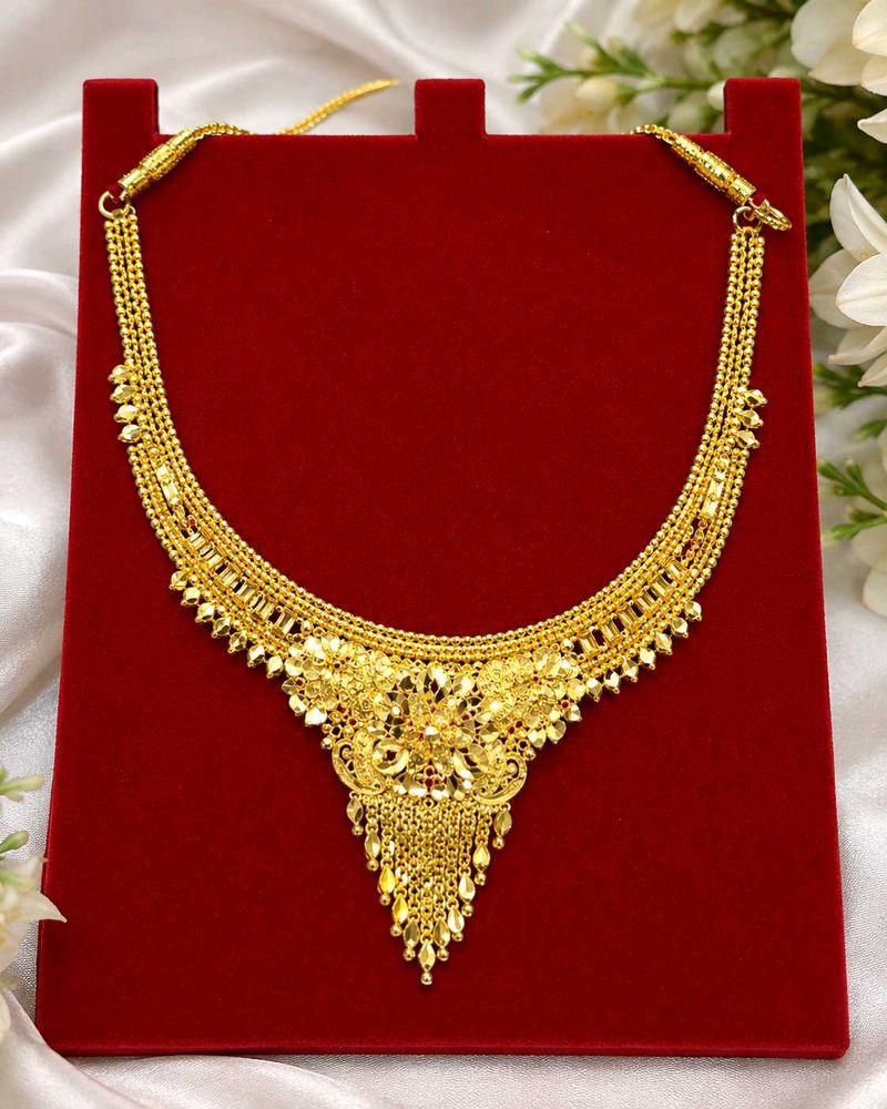 Golden Look Imitation Necklace – Perfect for Weddi