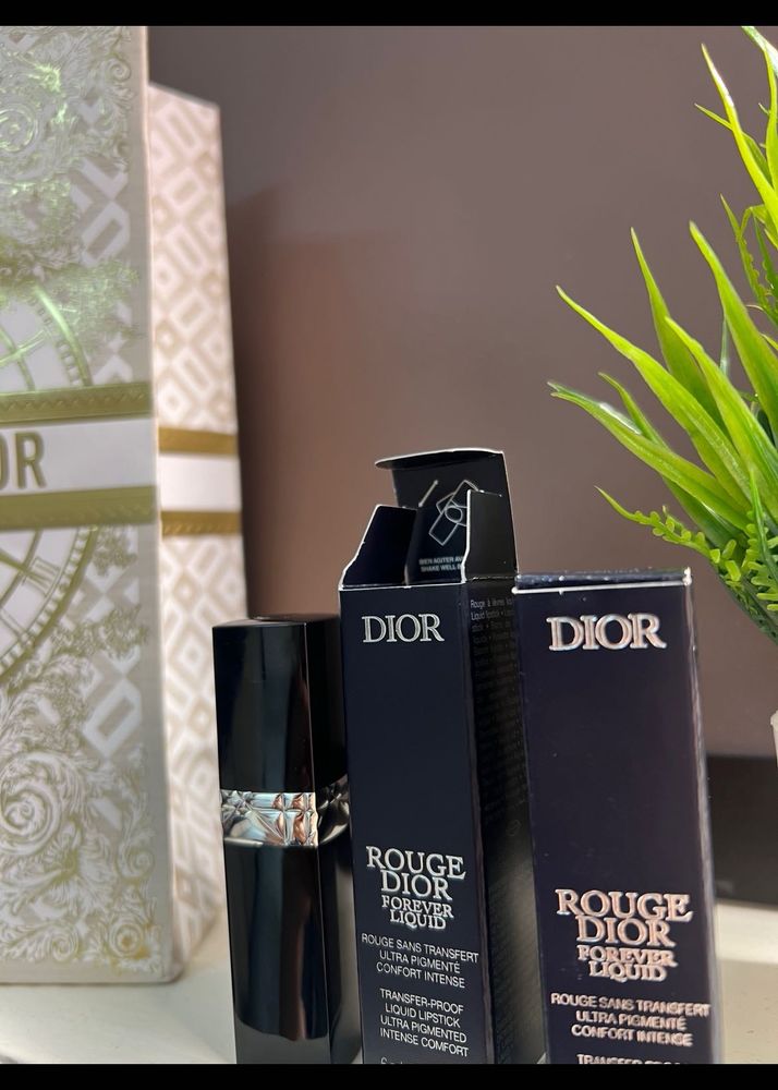 Dior Rouge shade 200