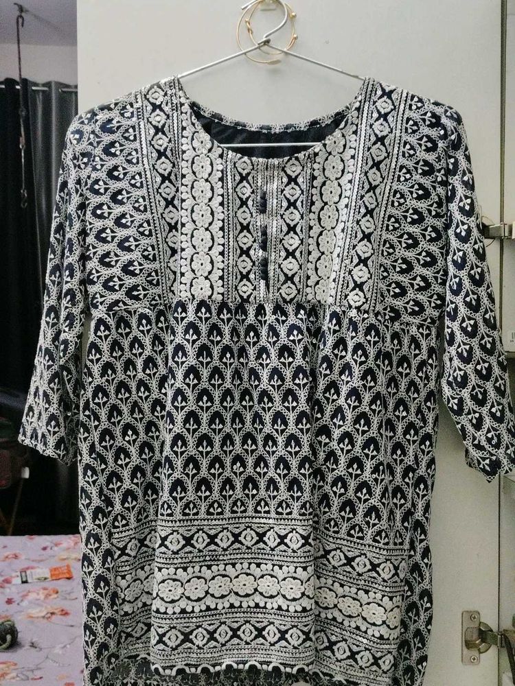 Beautiful Embroidered Kurti