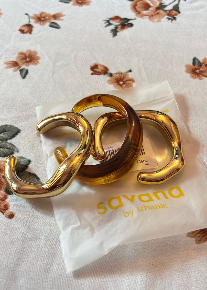 Statement Resin &amp; Gold-Tone Bangle Set