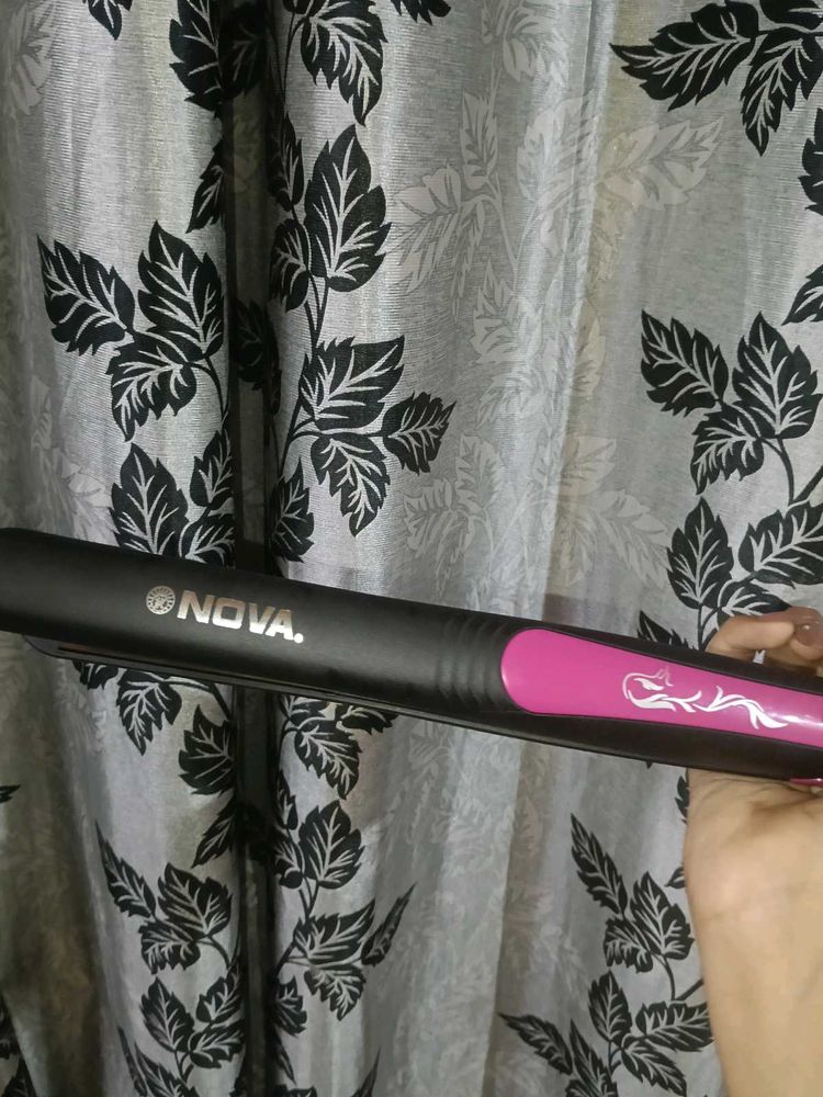 Nova Hair Straightener