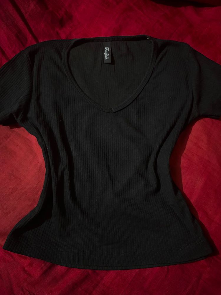 Ribbed V-Neck Black Top