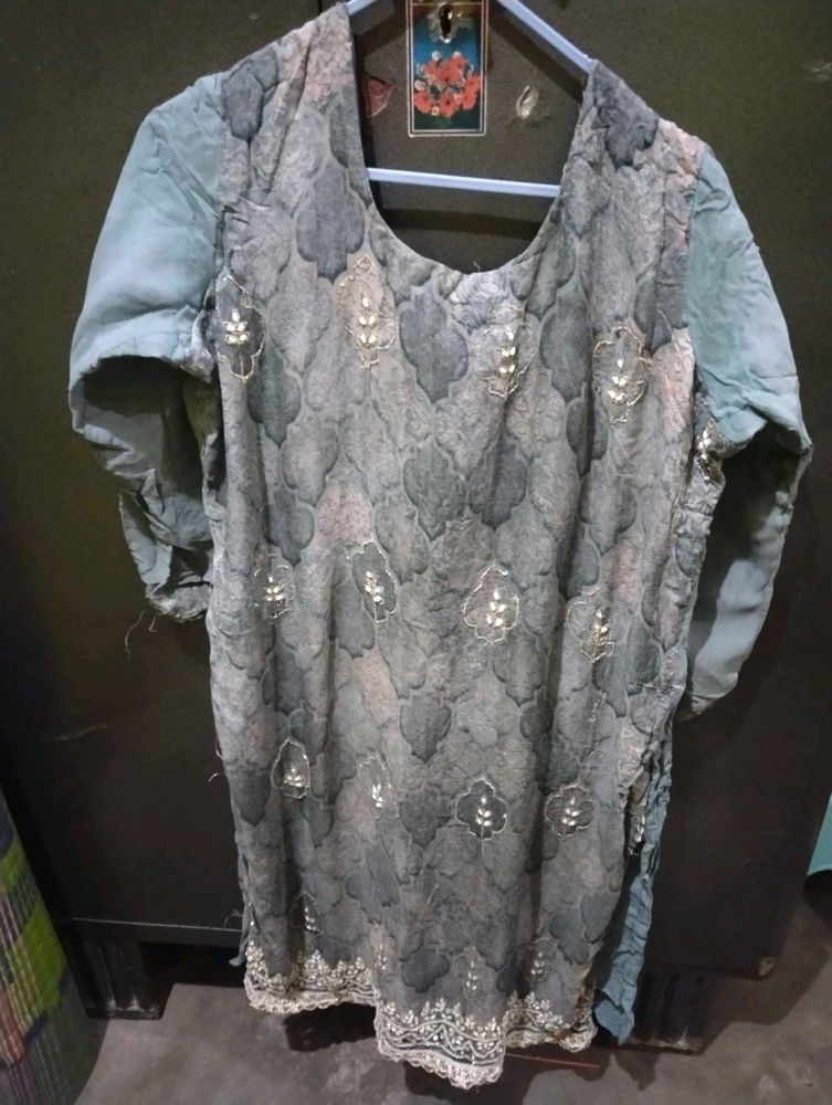 Embroidered jampar salwar with dupatta