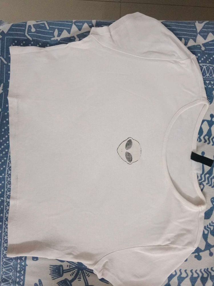White baby tee with Alien Print
