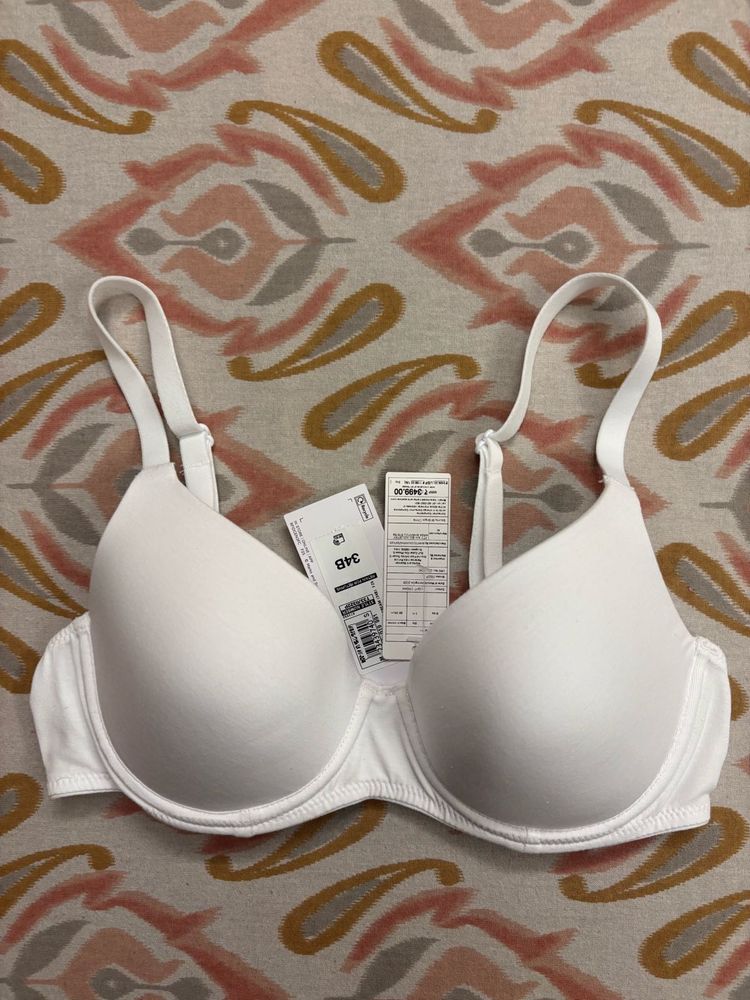 Comfortable White Everyday Bra