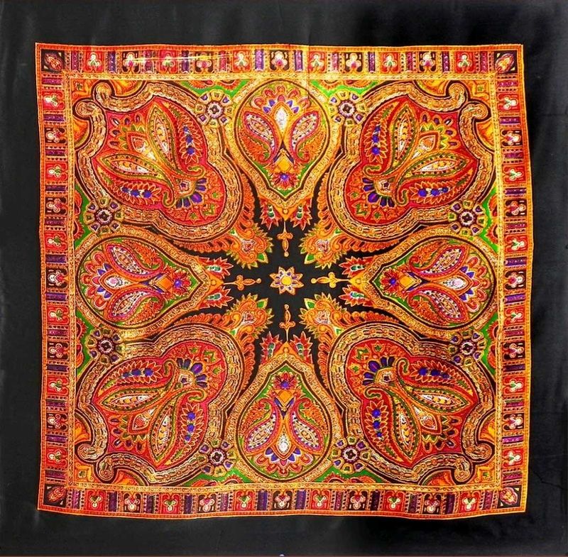 Vibrant Paisley Print Scarf
