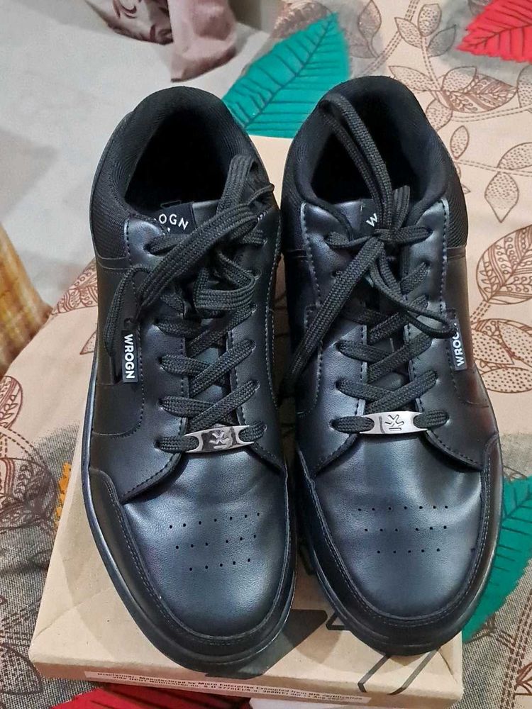 WROGN Black leather Sneakers
