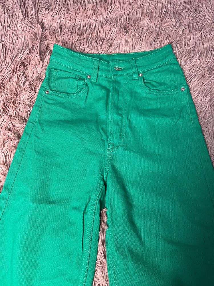 H&amp;M Green Trousers