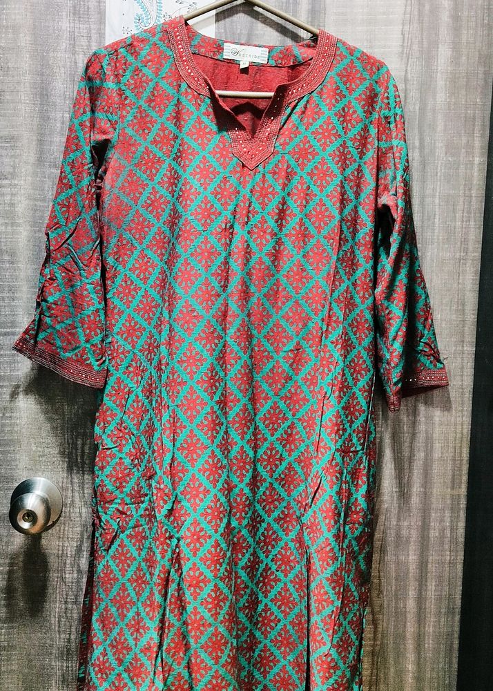 Westside Brand Kurta In Maroon And Green