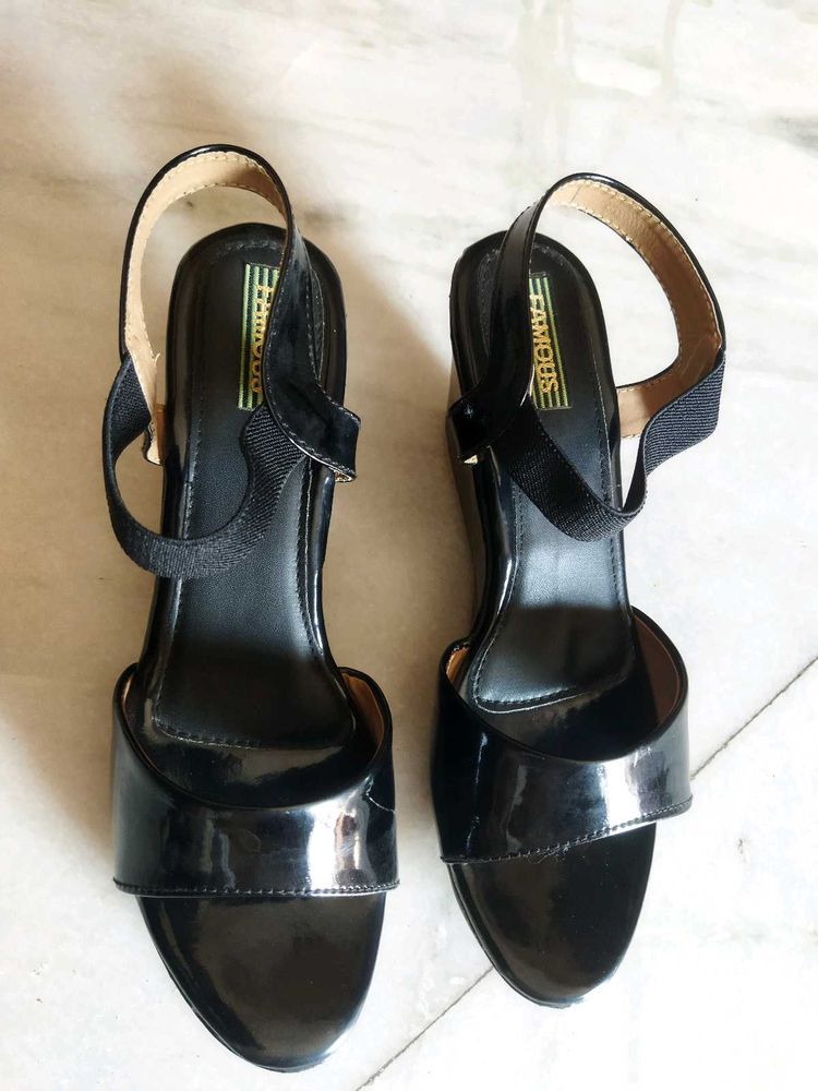 Unused Black Wedges