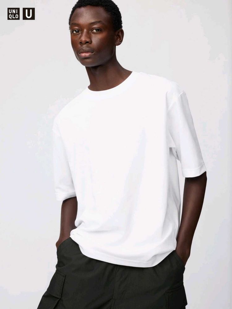 UNIQLO AIRism Crew Neck Tshirt