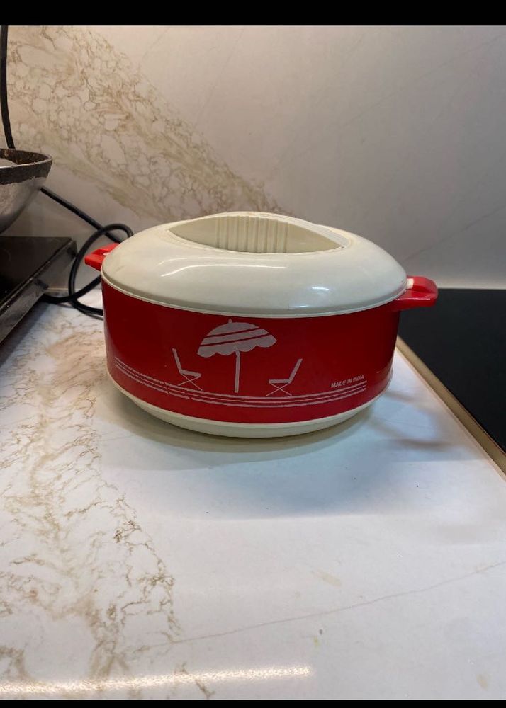 Red Casserole Dish with Lid