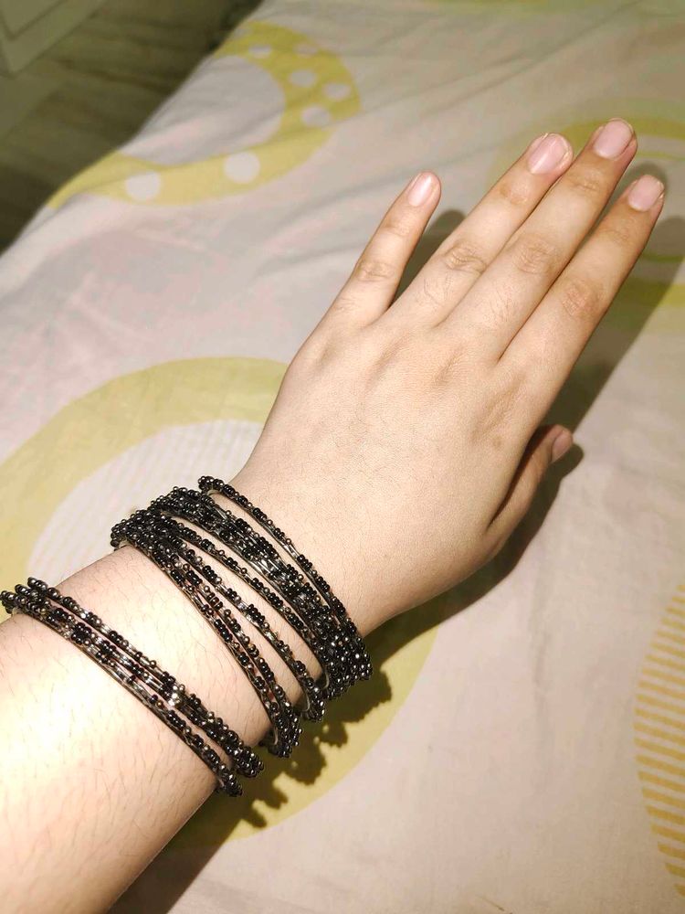 Black Beaded Bangles Set