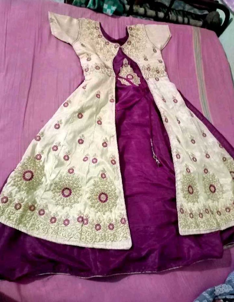 Elegant Embroidered Kurta Set