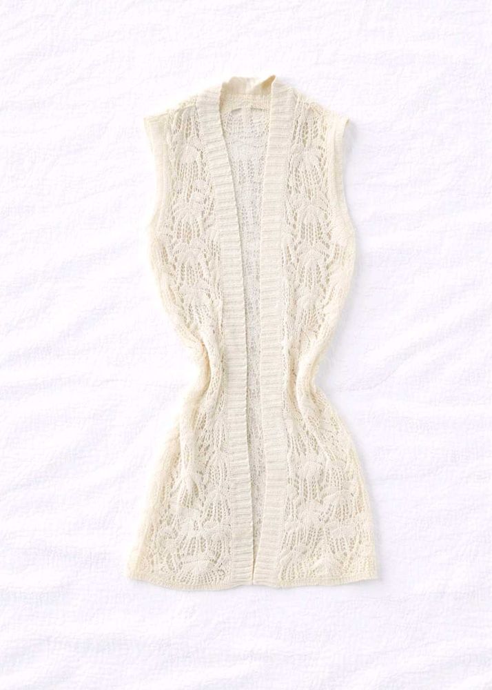 Cream Knit Sleeveless Cardigan
