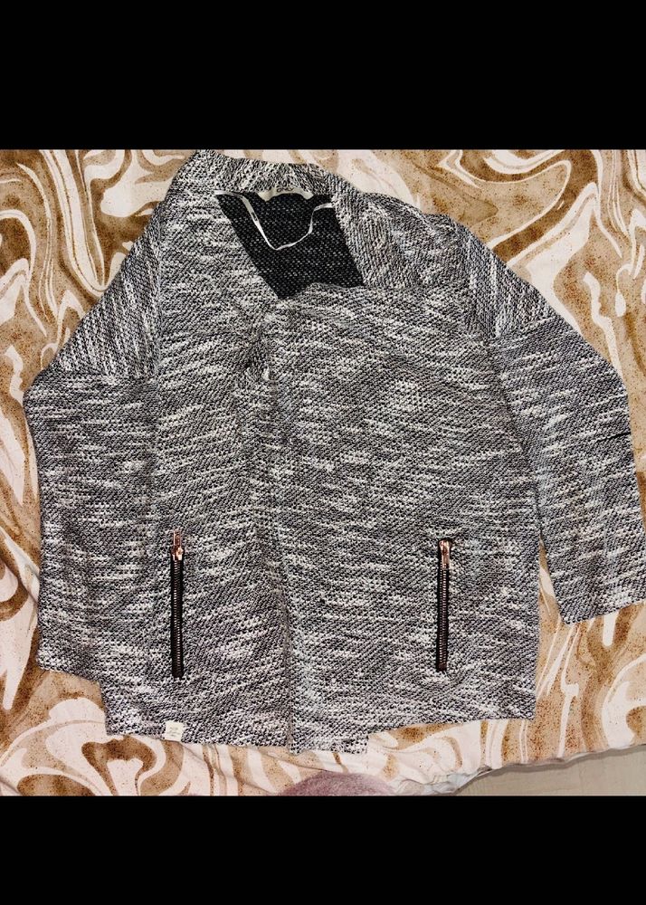 Stylish Textured Knit Jacket
