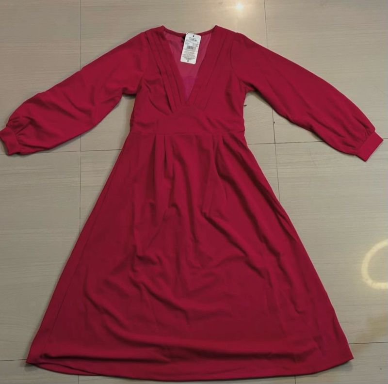 Shein Deep V Neck Cuffed Dress