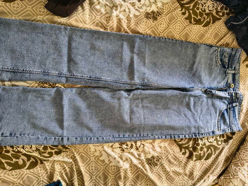 Light Wash Denim Jeans