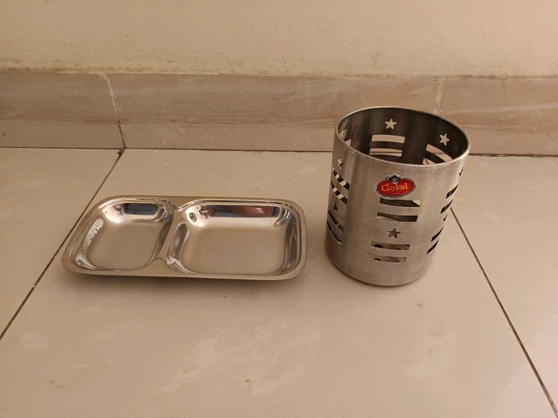 Unused Steel Plate and Cutlery Holder Stand