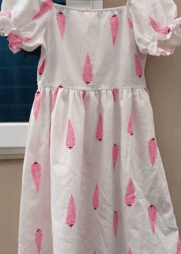 White &amp; Pink Leaf Print Dress