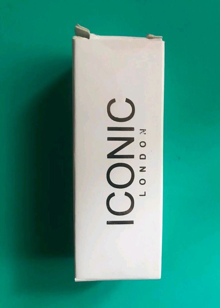 Iconic Liquid Highlighter, Not Even Used Once Because It's Not My Skin Shade.