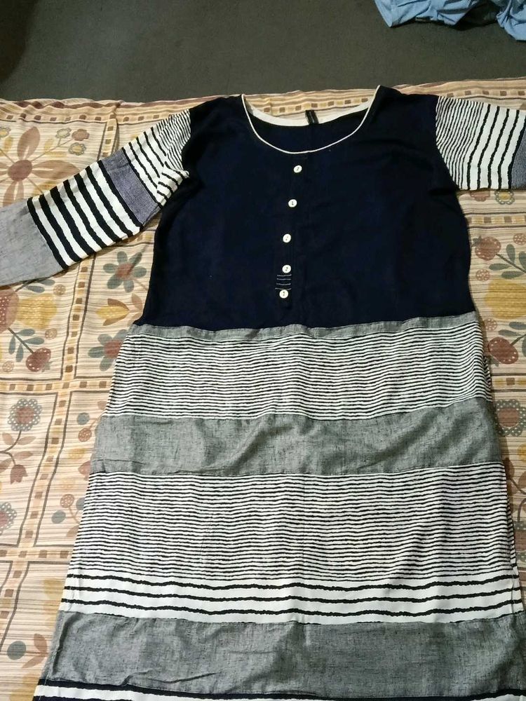 Stylish Striped Kurta