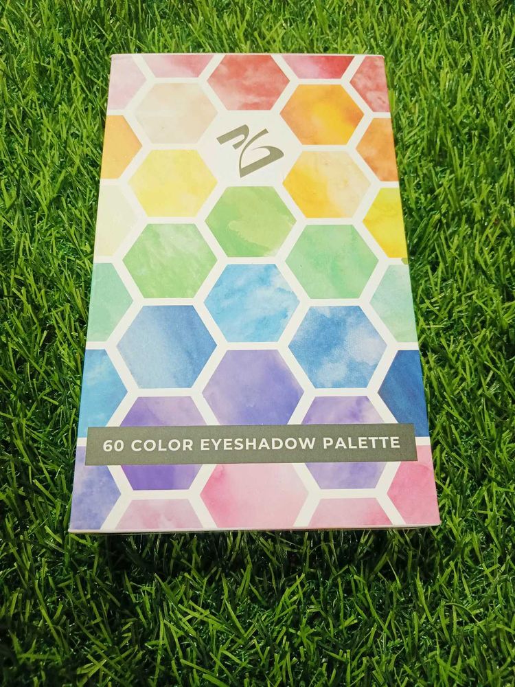 60 Color Eyeshadow Palette
