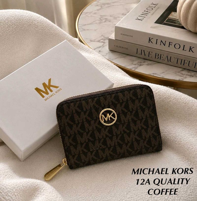 Micheal kors wallet