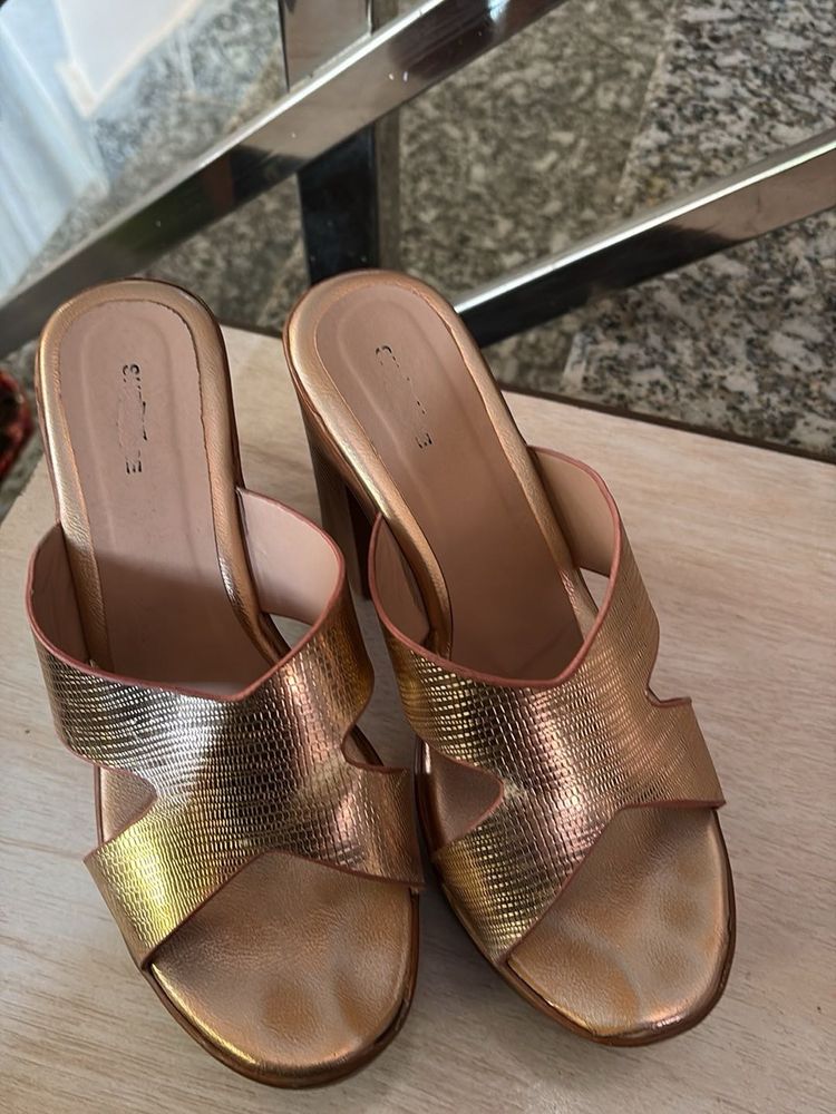 Chic Metallic Block Heel Mules