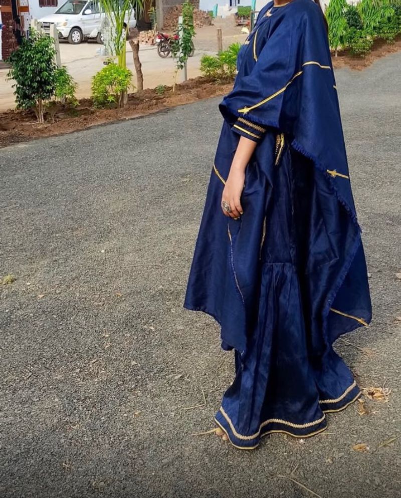 Elegant Navy Blue Kurta Set with Gold Trim