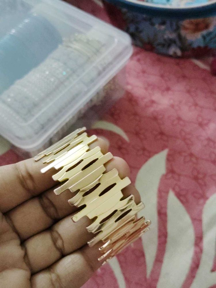 244. Geometric Golden Bracelet