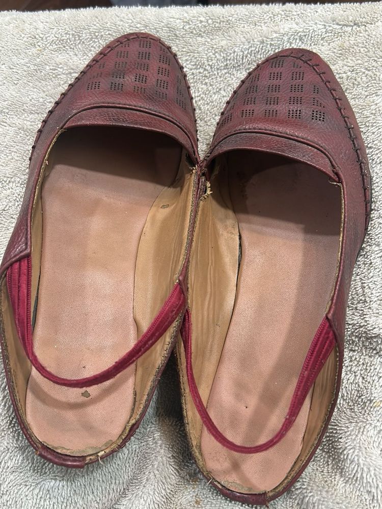 Men's Maroon Jutti Shoes