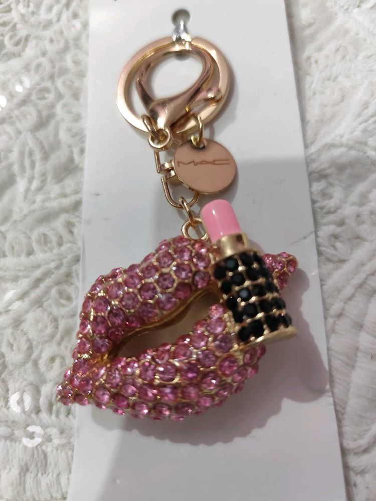 Mac Heart Shape Keychain