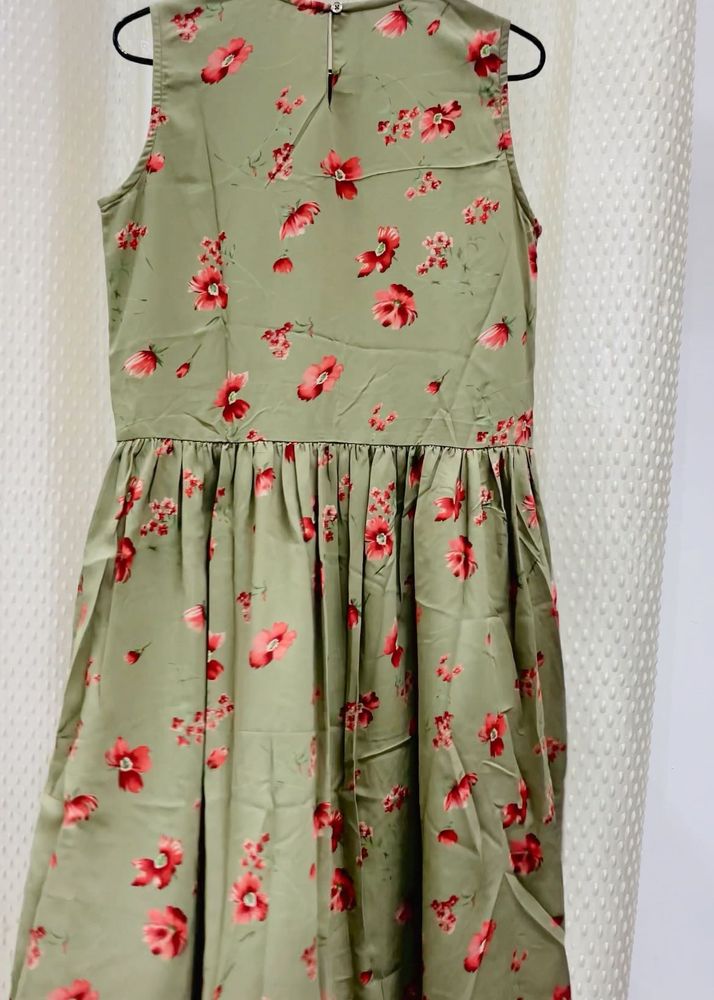 Floral Print Sleeveless Dress