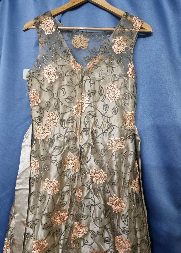 Elegant Floral Embellished Dress