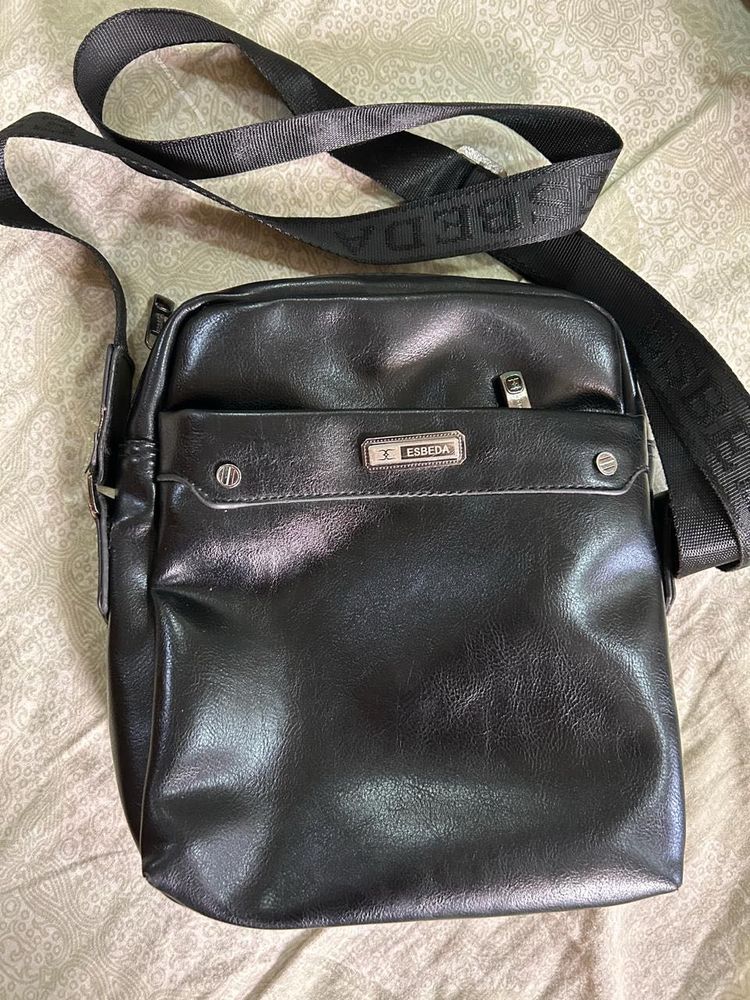 Esbeda Black Crossbody Bag