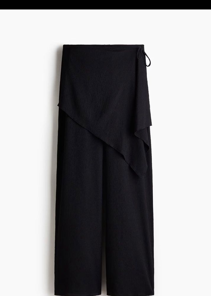 H&amp;M Chic Black Wide-Leg Pants
